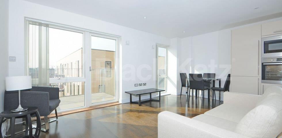 			UNDER OFFER , 1 Bedroom, 1 bath, 1 reception Penthouse			 Parker Building, Freda Street , Bermondsey